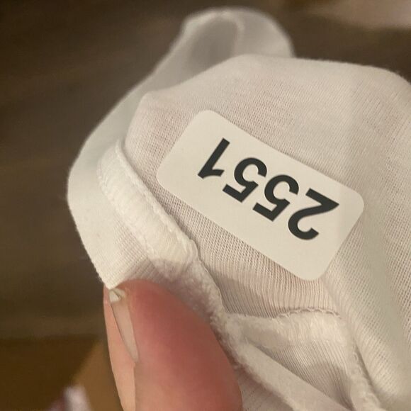 Bundle of Two Tops Women’s XL White Blue‎ Liz Claiborne Casual Capsule Classics - Picture 14 of 15